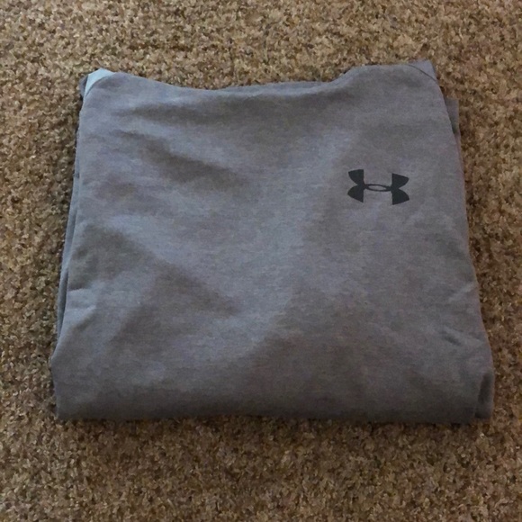 Under Armour Sweatshirt - L - Picture 3 of 4